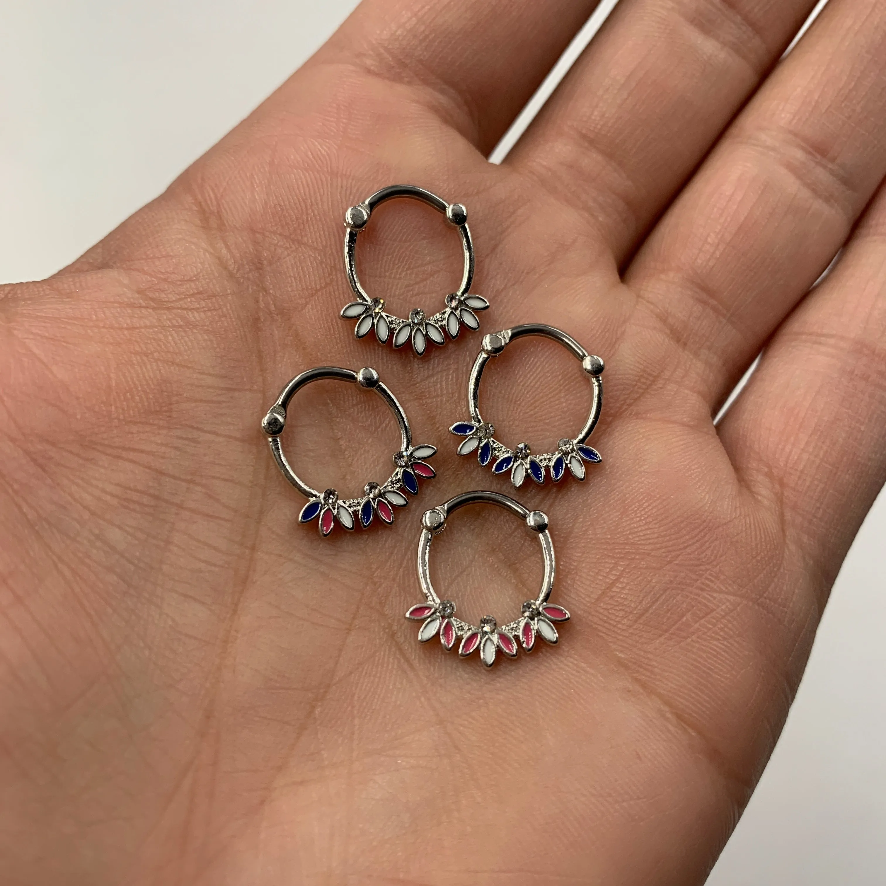 16 Gauge 3/8 Clear Gem White Blue Leaves Septum Clicker