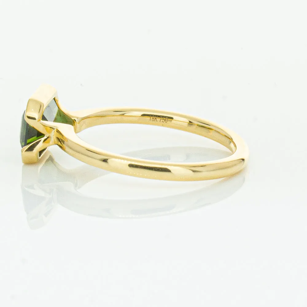 18ct Yellow Gold Green Sapphire Elle Ring
