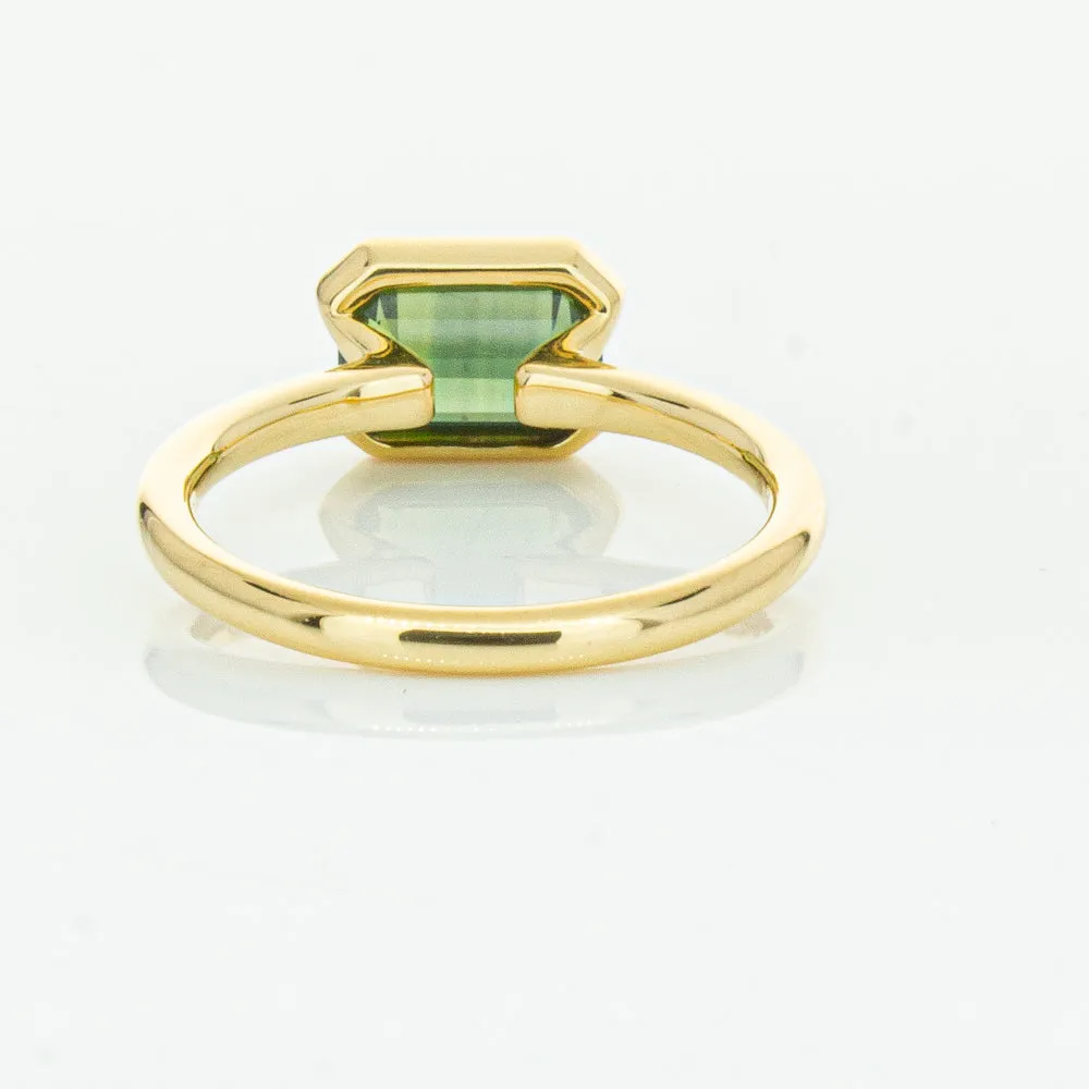 18ct Yellow Gold Green Sapphire Elle Ring