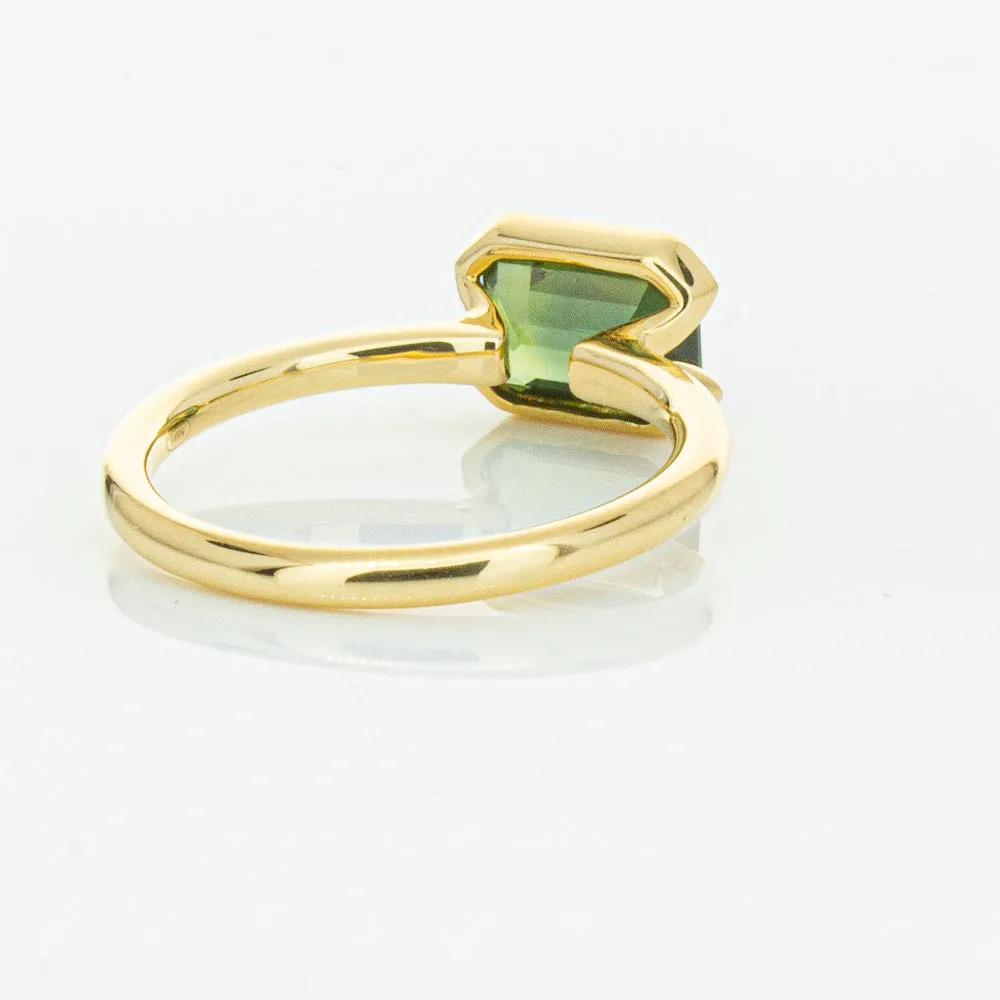 18ct Yellow Gold Green Sapphire Elle Ring