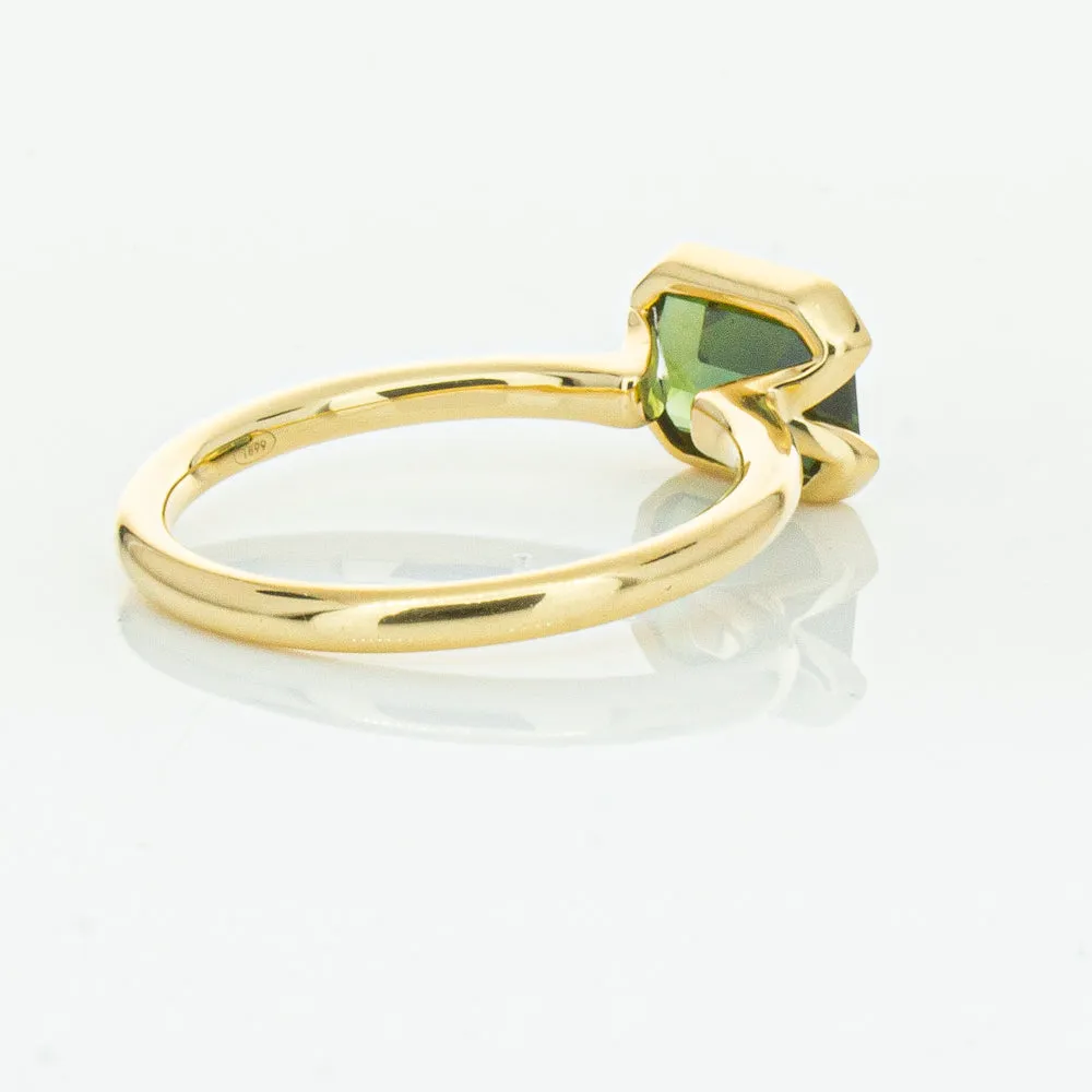 18ct Yellow Gold Green Sapphire Elle Ring