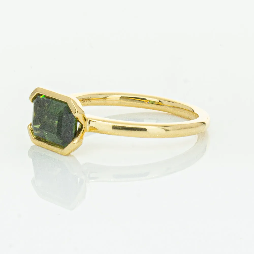 18ct Yellow Gold Green Sapphire Elle Ring