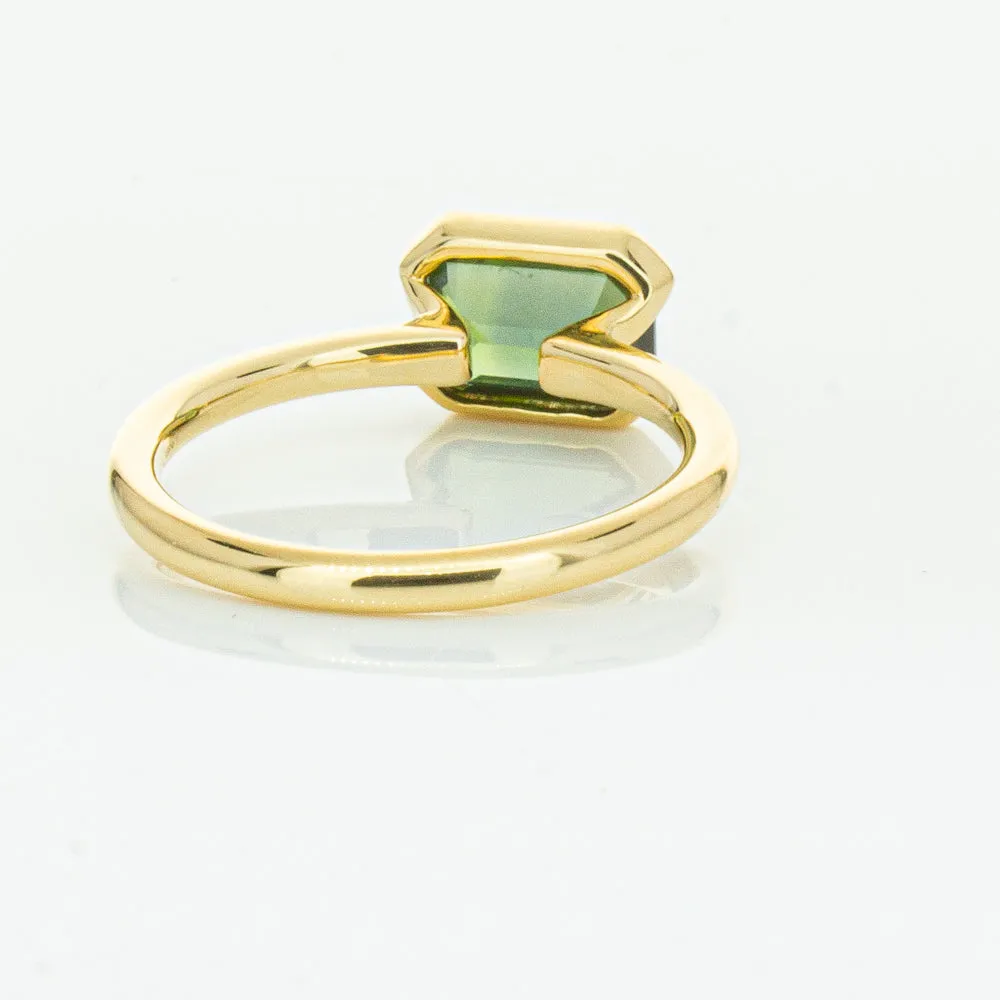 18ct Yellow Gold Green Sapphire Elle Ring