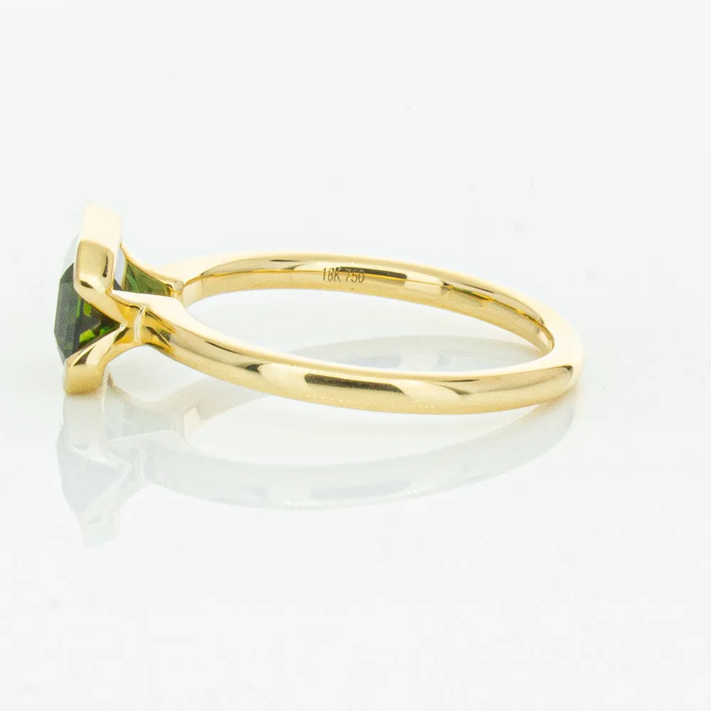 18ct Yellow Gold Green Sapphire Elle Ring
