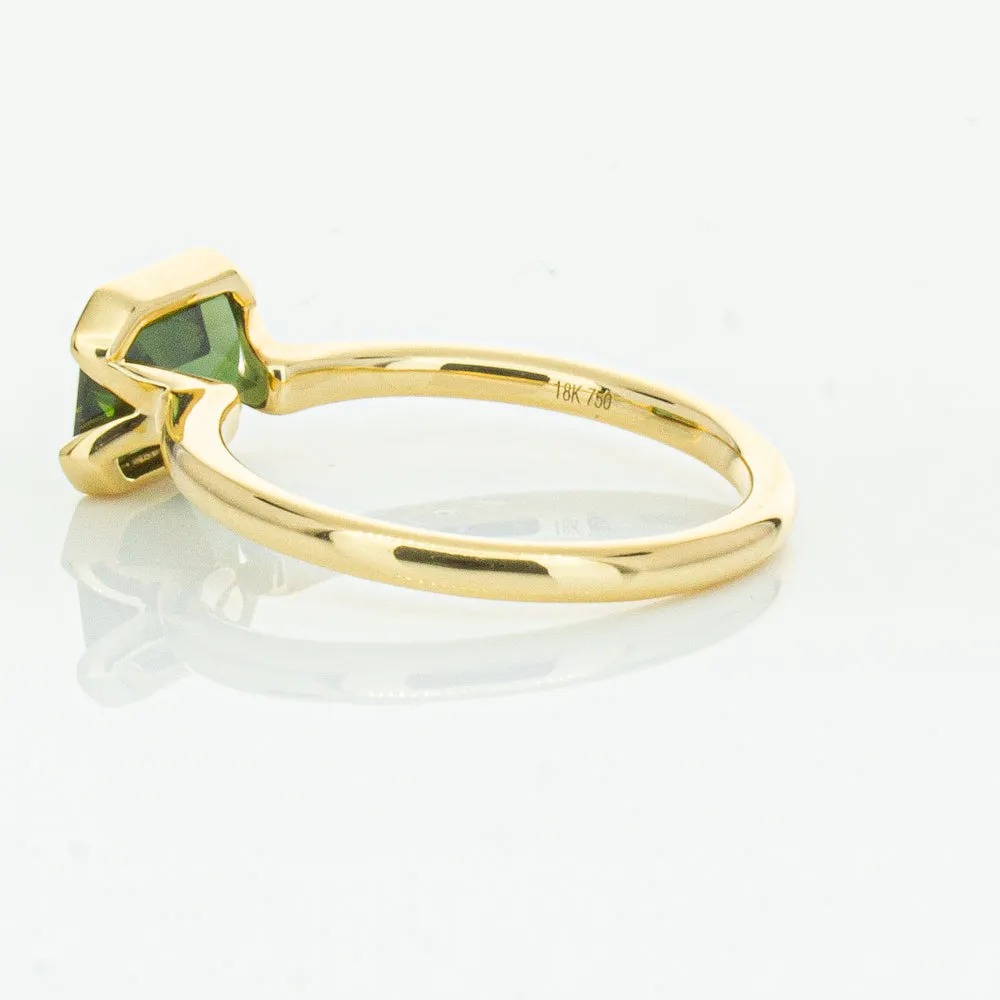 18ct Yellow Gold Green Sapphire Elle Ring