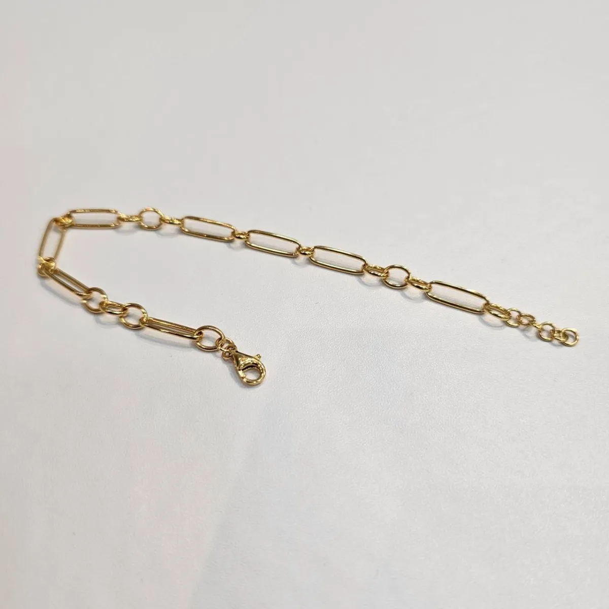 22k / 916 Gold Sleek Paperclip Chain Bracelet
