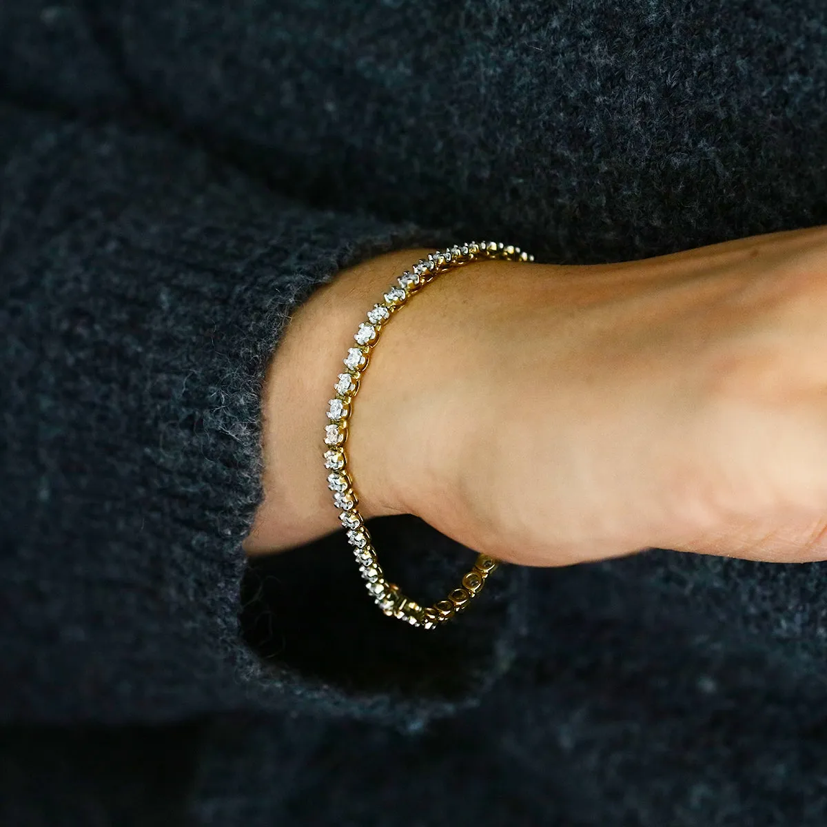2ct Brilliant Cut Diamond Tennis Bracelet | Pre-Loved | 9K Yellow Gold