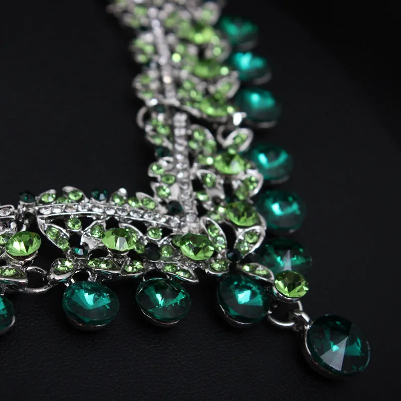 Crystal gem transparent necklace earrings set European and American bride wedding dress female fashion accessories
