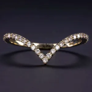 DIAMOND 14k YELLOW GOLD WEDDING BAND PAVE V RING CONTOUR CHEVRON STACKING CURVE