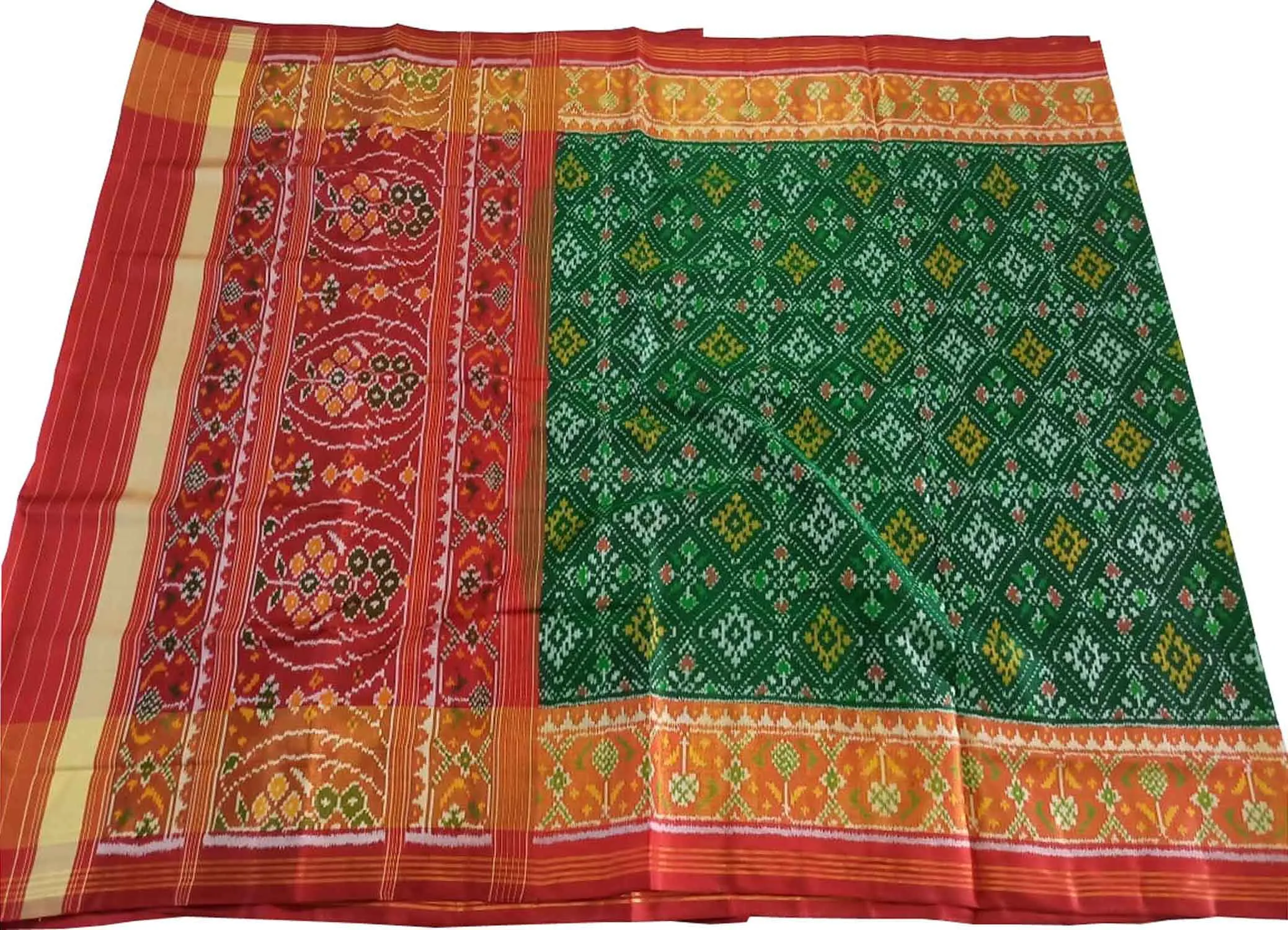Green Handloom Patola Silk Saree: Single Ikat Design