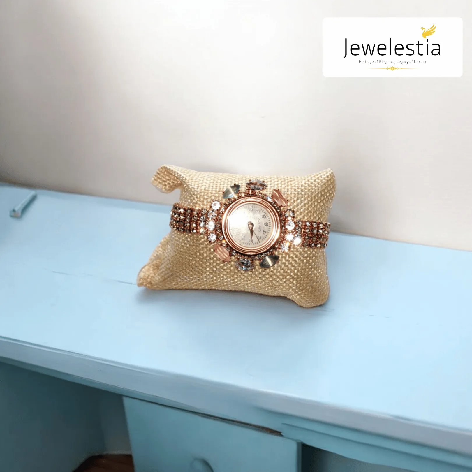 Jewelestia Vintage Elegance Bracelet Watch