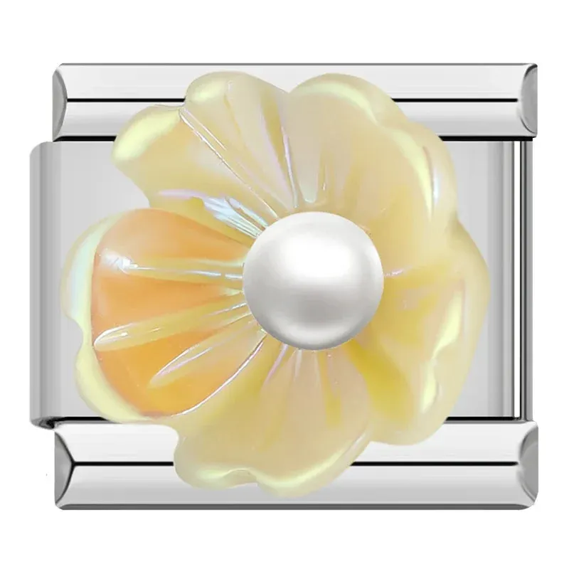 Pretty Flower Charms Links for Italian Charm Bracelet - Customize your bracelet adding a colofrull flower to your bracelet.