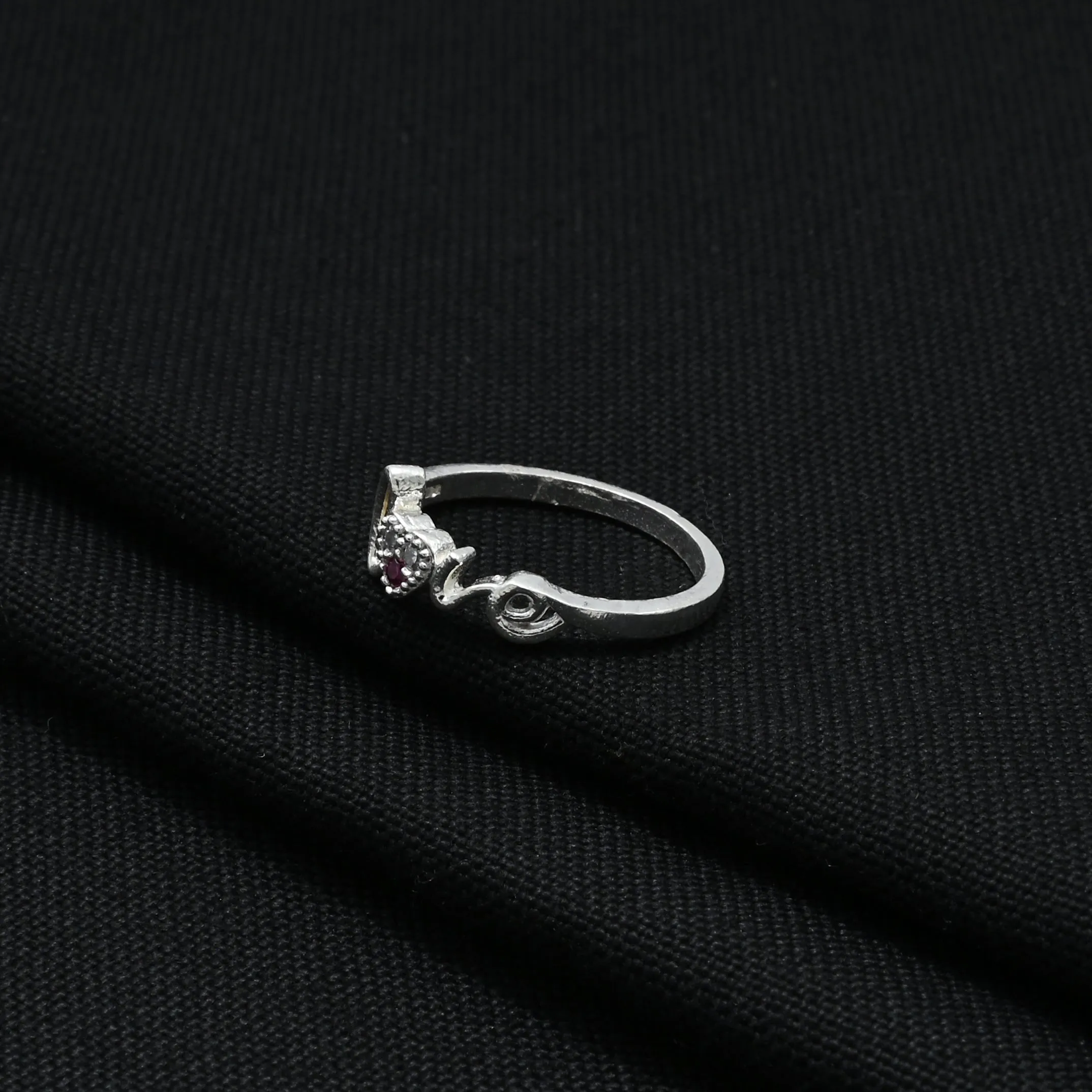 Silver Symbol Of Love Pink Gem Ring