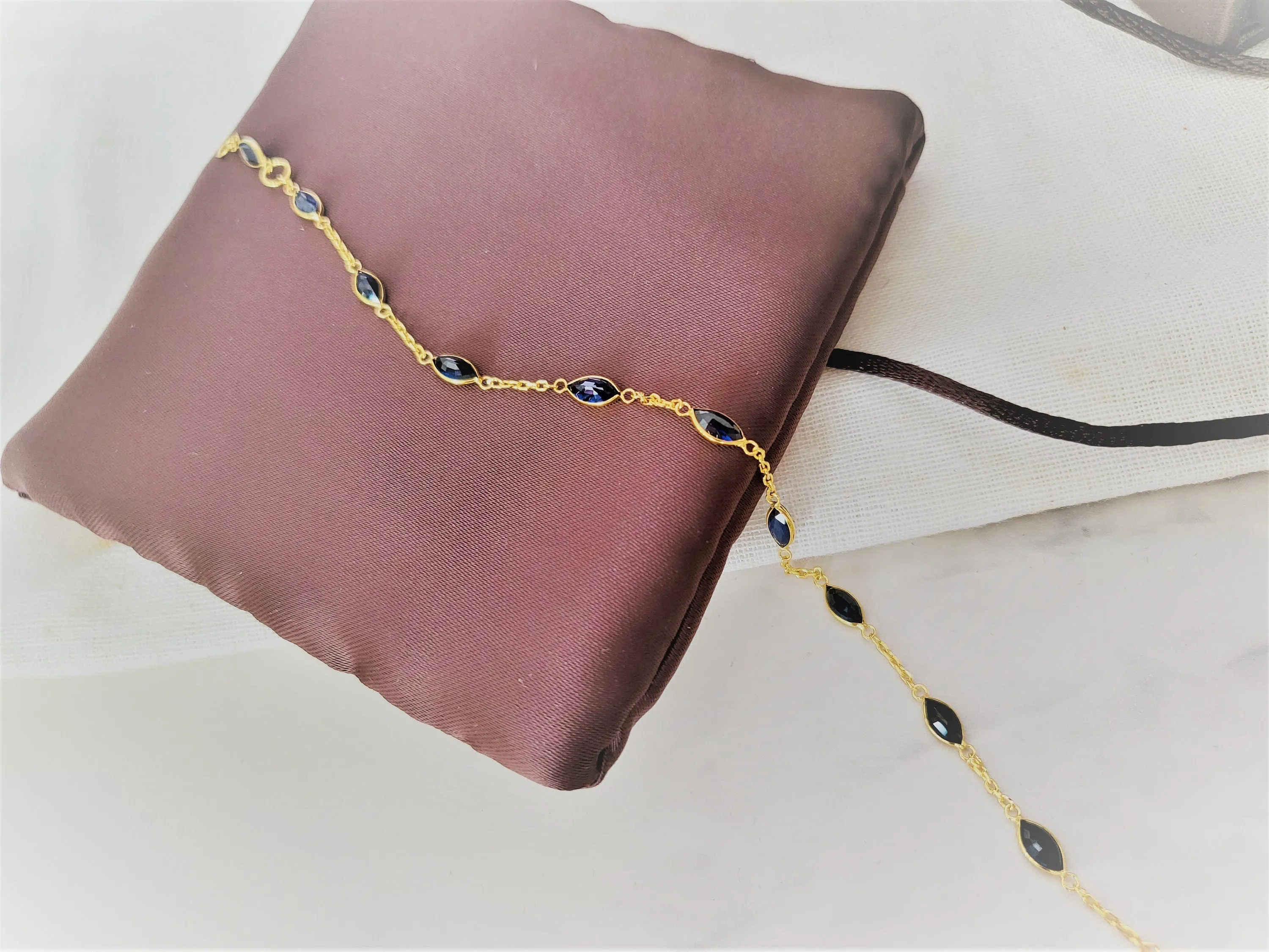 Thai Design Natural Blue Sapphire 18K Solid Gold Chain Bracelet Eyelet Gems Rare Gemstone Dainty